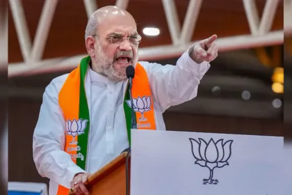 Political rating of Amit Shah
